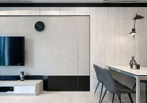 TITAN Property Winner - Achromatic