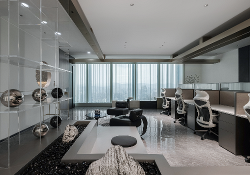 TITAN Property Winner - Henglong Square Office Space