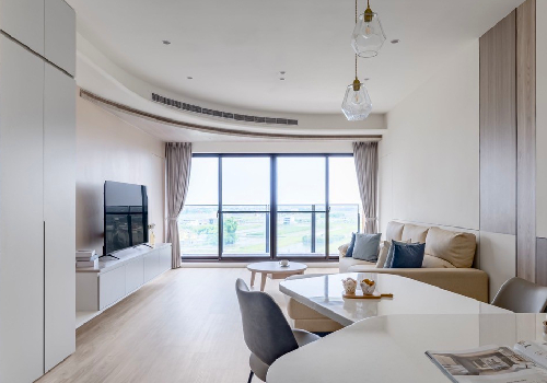 TITAN Property Winner - Chasing the light in a laid-back abode
